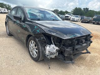 2018 Mazda Mazda3 Hatchback Sport - Exterior Front Left Corner Image